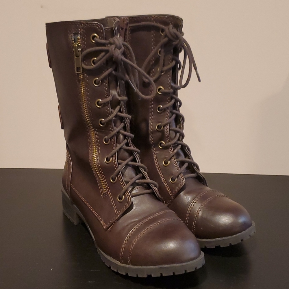 UNR8ED Boots